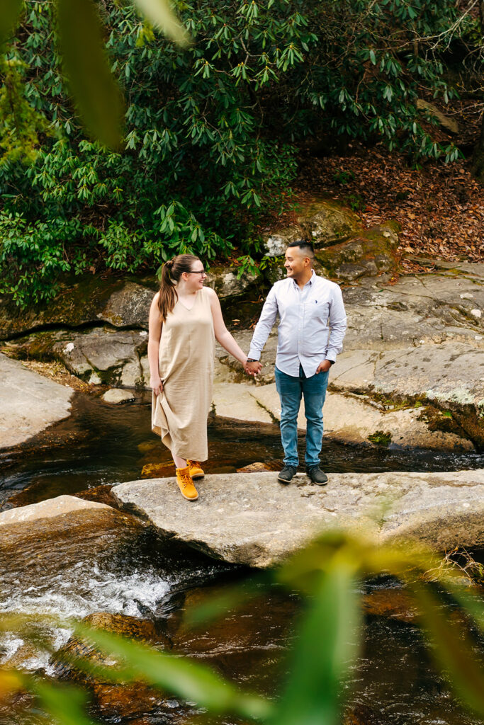 Outdoor Mountain River Couples Photo Session